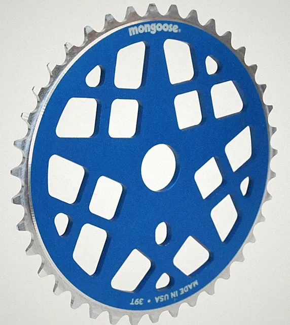 Mongoose® Motomag 39T X 1/8" BMX Bicycle Chainwheel - BLUE
