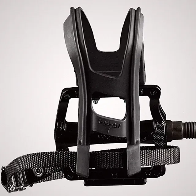 Wellgo B197T Bicycle Pedal Set with Clip Strap, Medium, Resin, 9/16, Durable